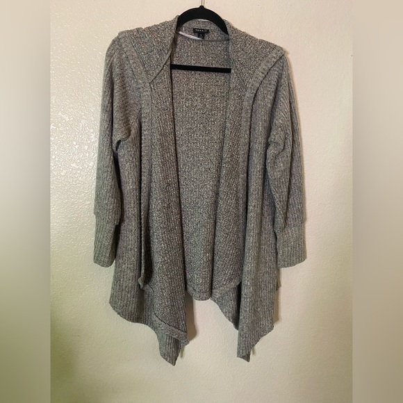 Torrid Super Soft Waffle Drape Front Hooded Grey Cardigan Size 1 - Picture 4 of 5
